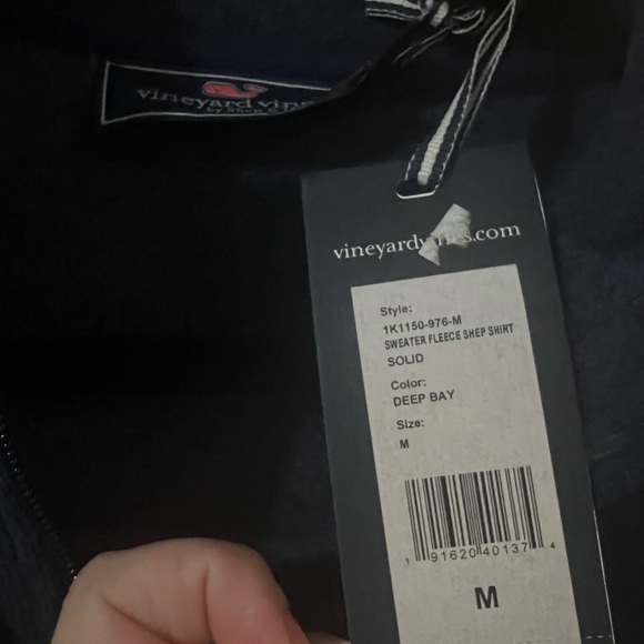 ***SOLD** Vineyard Vines Sweater Fleece Shep Deep Blue Pullover Fleece Mens M - Picture 2 of 5